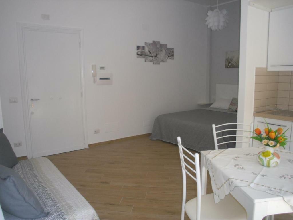 Lovely Little Apartment In Via Aurelia Roma Exterior foto